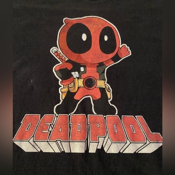 We Love Fine Deadpool Marvel Comics Mens Black T-Shirt Deadpool Image Size M - Picture 2 of 7